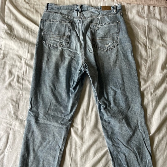 American eagle curvy mom jean - Picture 3 of 4